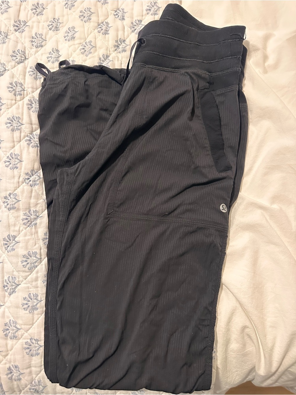 lululemon athletica Women’s Black Athletic Dance Studio Pants